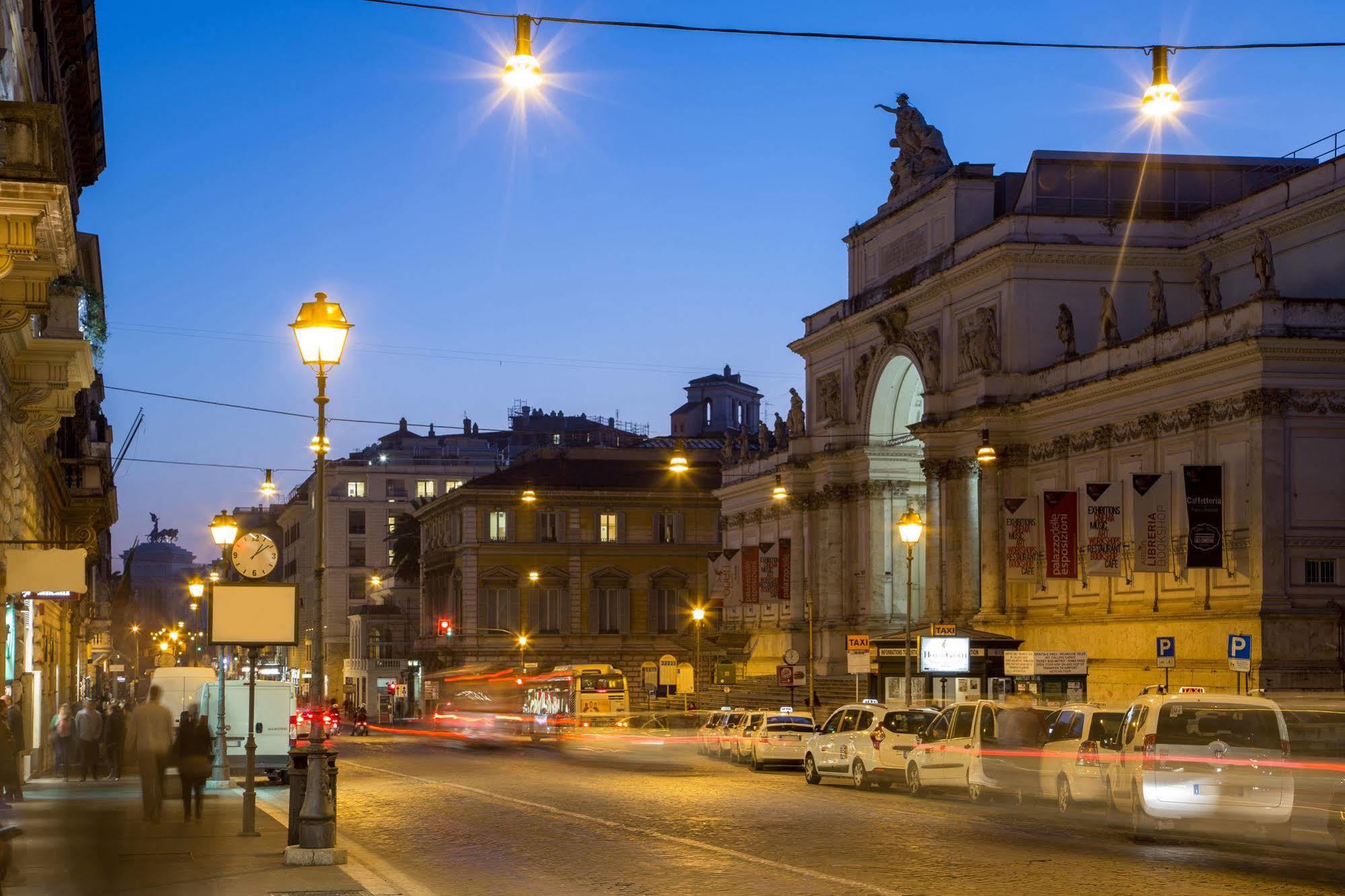 Roman Central House Экстерьер фото